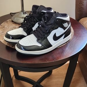 Nike Air Jordan's mid 1 size 11